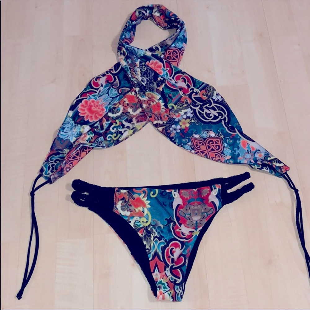 LIKE NEW😍LAGOS SWIMWEAR😍BIKINI SET